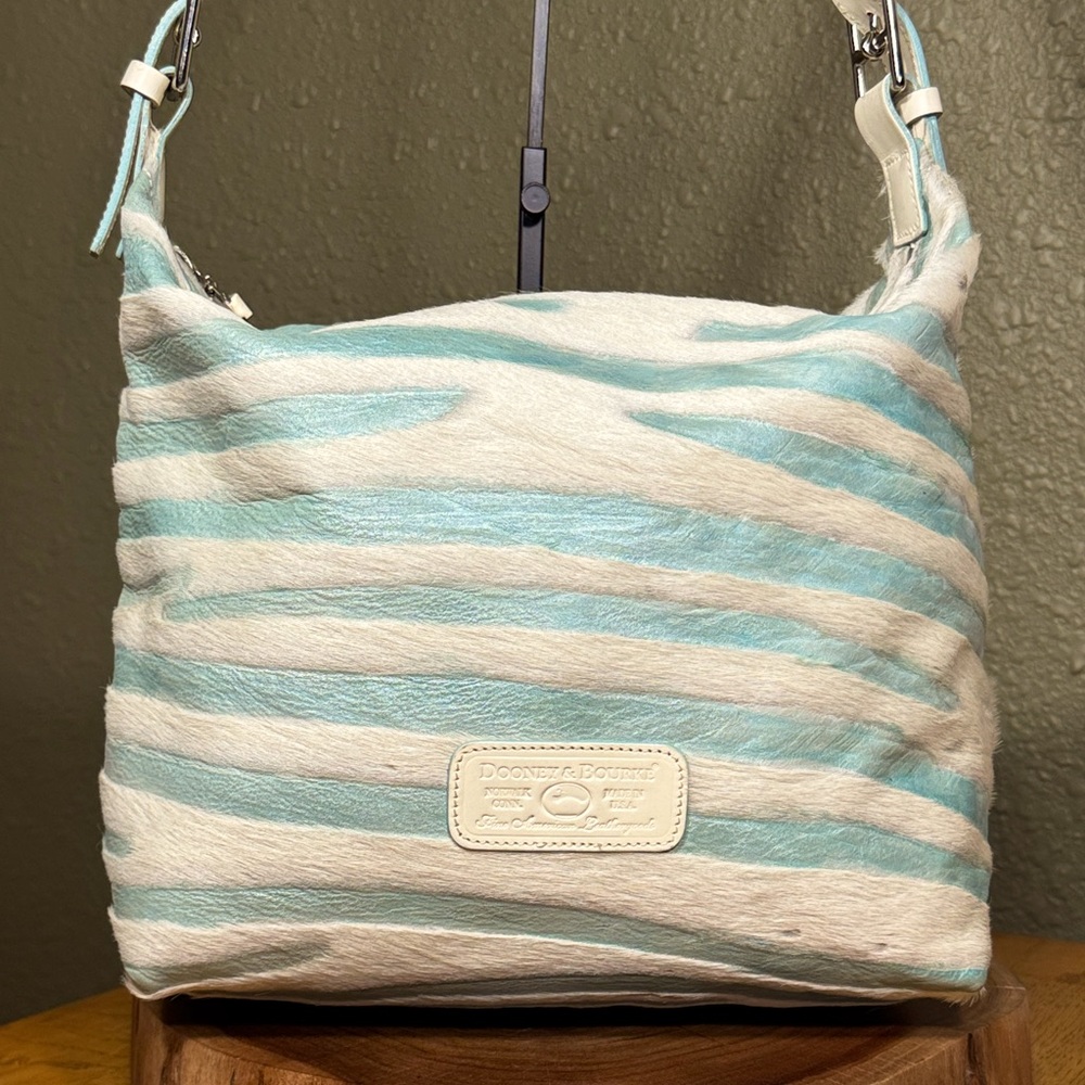 RARE VINTAGE DOONEY & BOURKE CALF HAIR & LEATHER ZEBRA DESIGN SHOULDER BAG